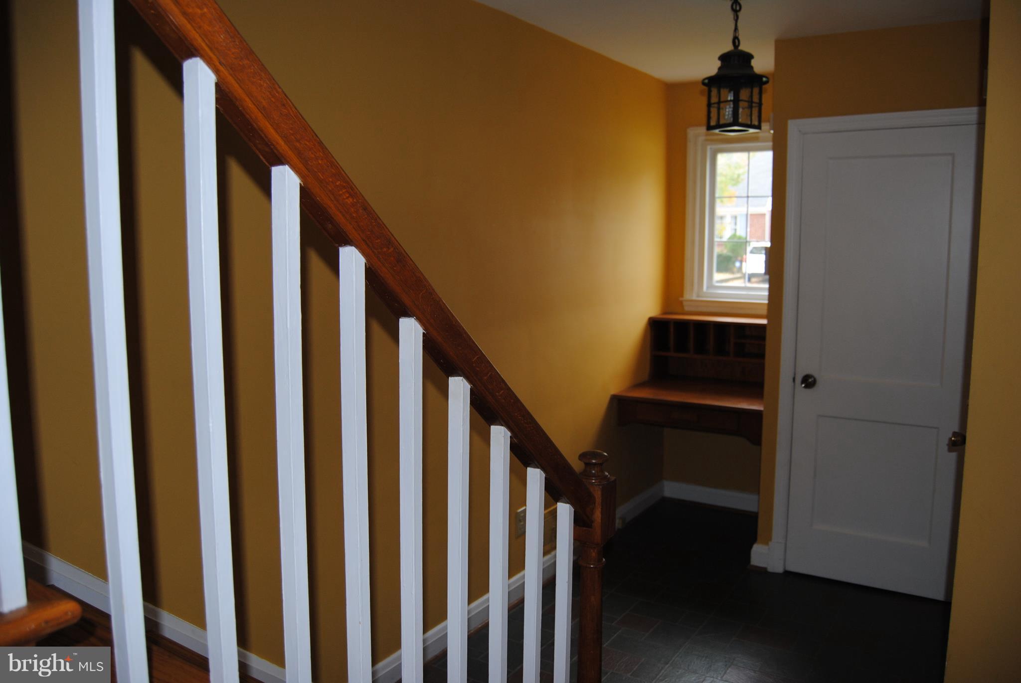 319 Waveland Road Baltimore, MD 21228 - Photo 3 of 21 Built in desk.
