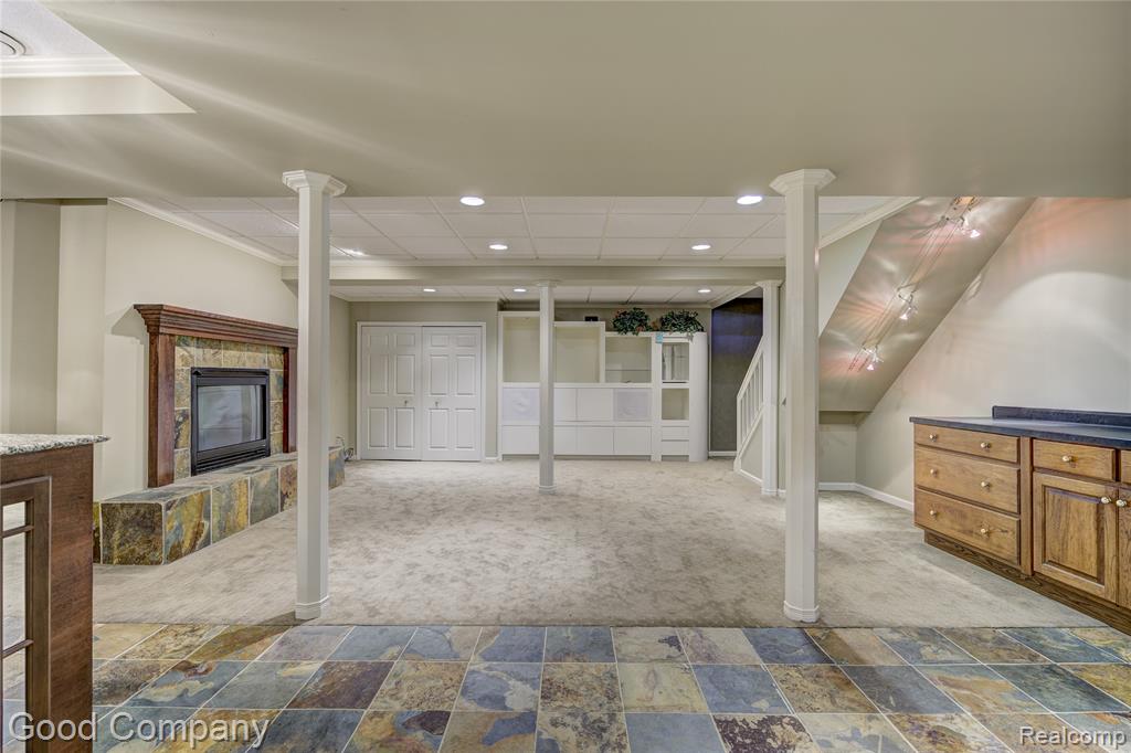 4617 Covington Court Rochester, MI 48306 - Photo 37 of 50 Gallery Image 37