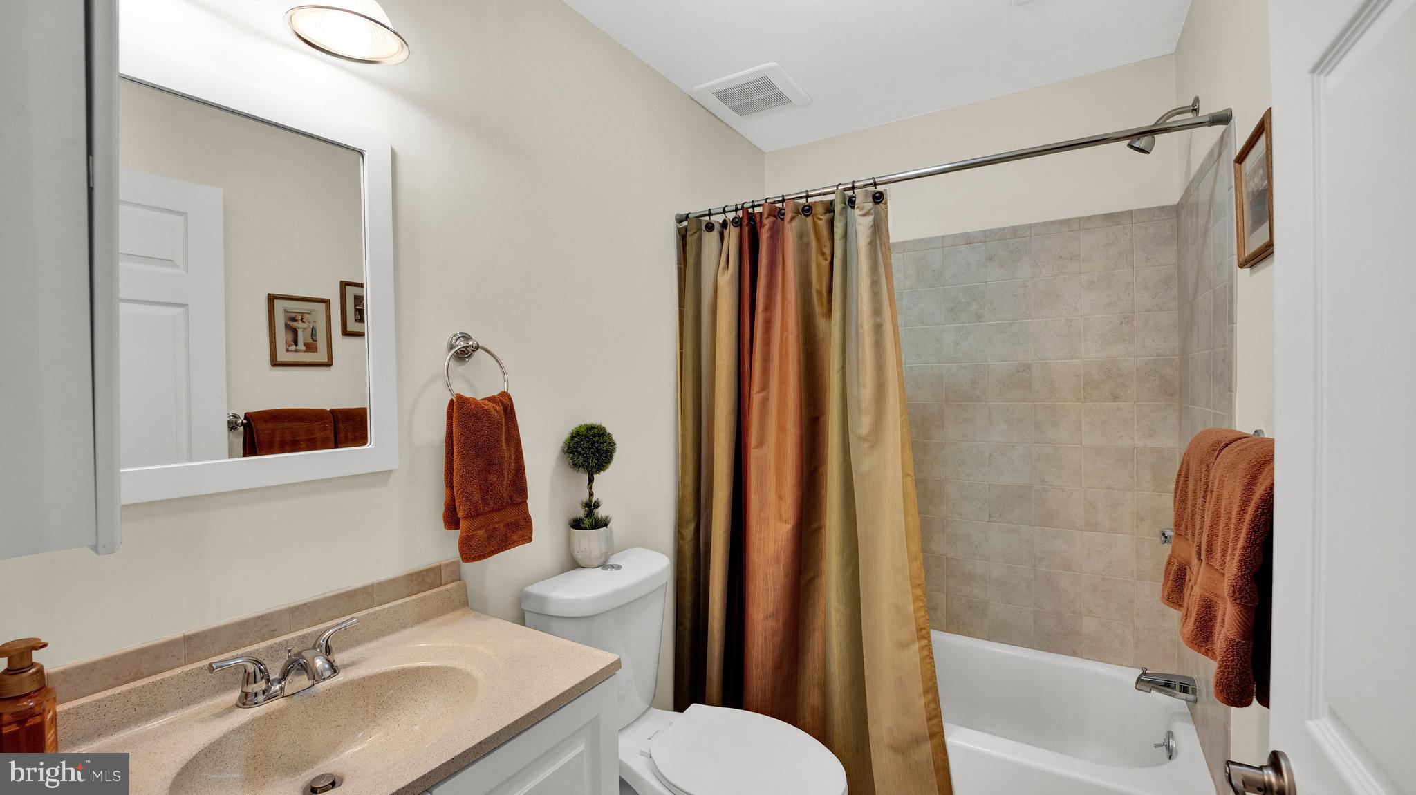 46 Powell Court Hightstown, NJ 08520 - Photo 20 of 33