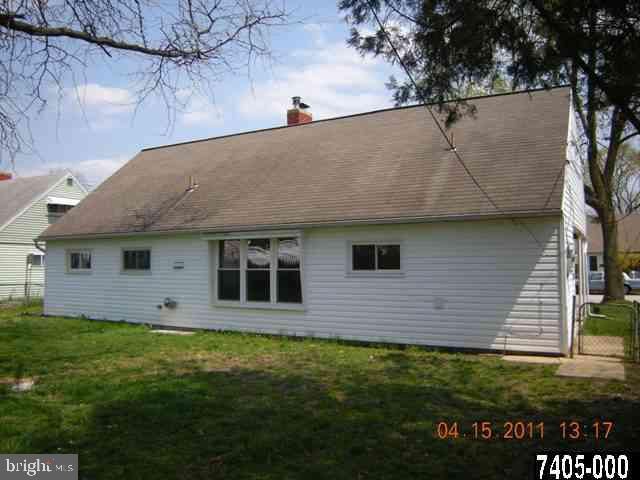 1208 Continental Road York, PA 17404 - Photo 5 of 24
