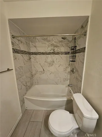 $1,800 | 525 South Ardmore Avenue, Unit 211, Los Angeles, CA 90020