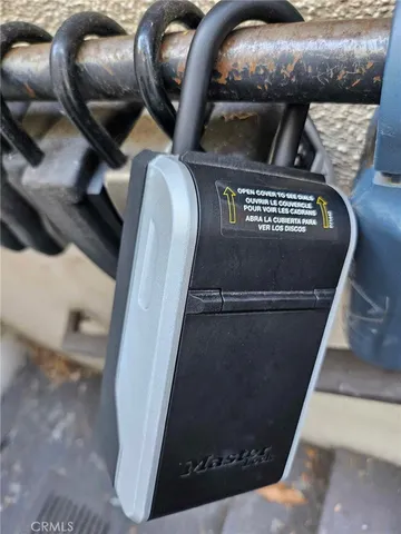 $1,800 | 525 South Ardmore Avenue, Unit 211, Los Angeles, CA 90020