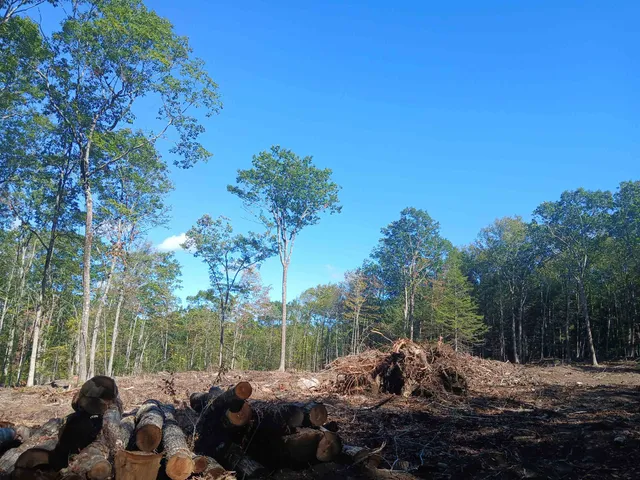 $2,000,000 | 373 Calef Highway, Lee, NH 03861