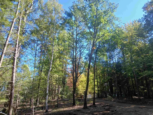 $2,000,000 | 373 Calef Highway, Lee, NH 03861