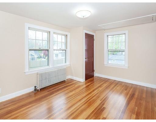 32 Thornton Road Waltham, MA 02453 - Photo 19 of 30 Gallery Image 19