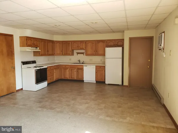 $1,250 | 21 East State Street, Unit A, Quarryville, PA 17566