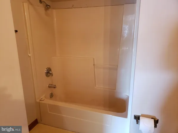 $1,250 | 21 East State Street, Unit A, Quarryville, PA 17566