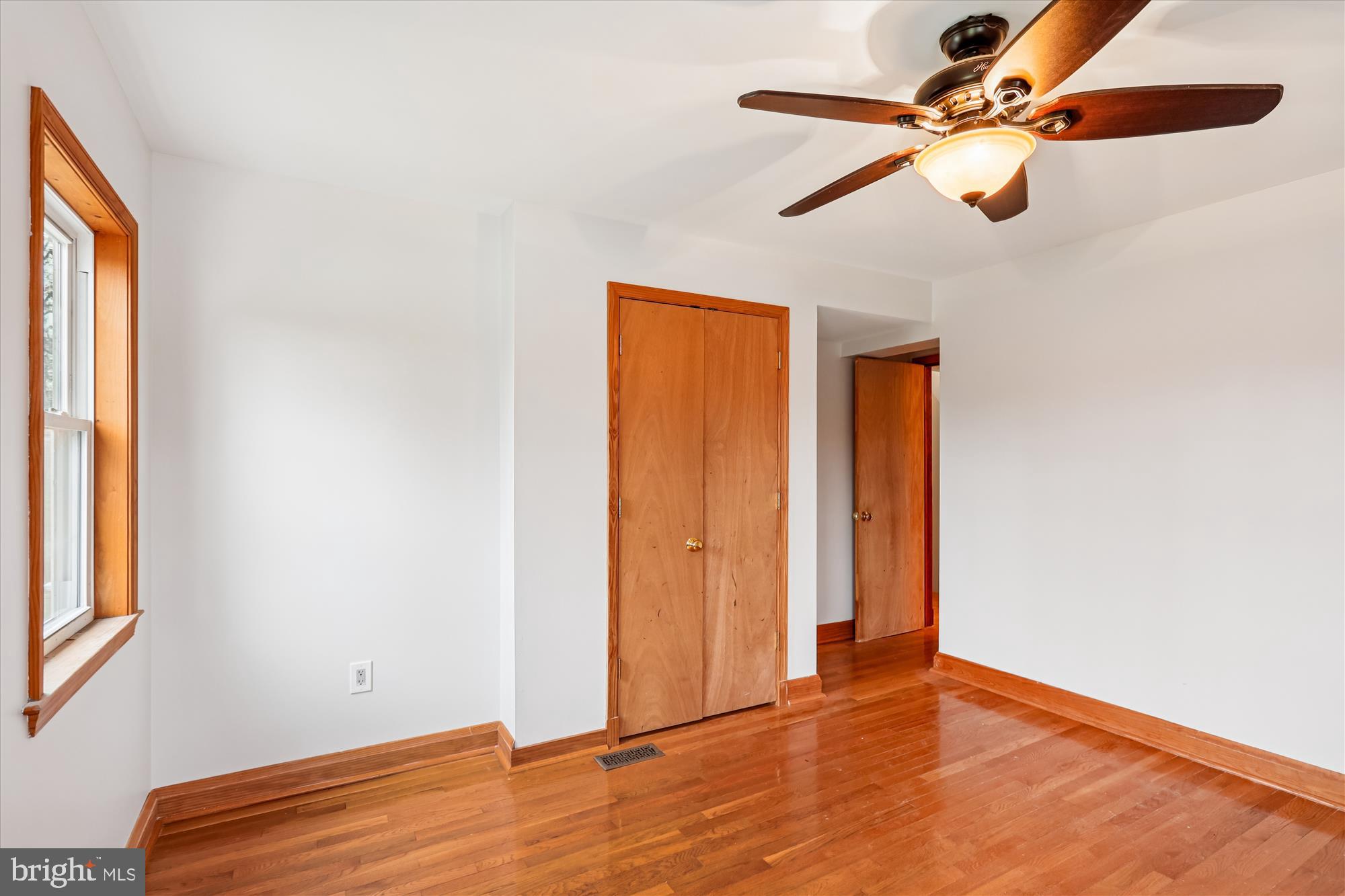 229 Gralan Road Baltimore, MD 21228 - Photo 41 of 89 Bedroom 3