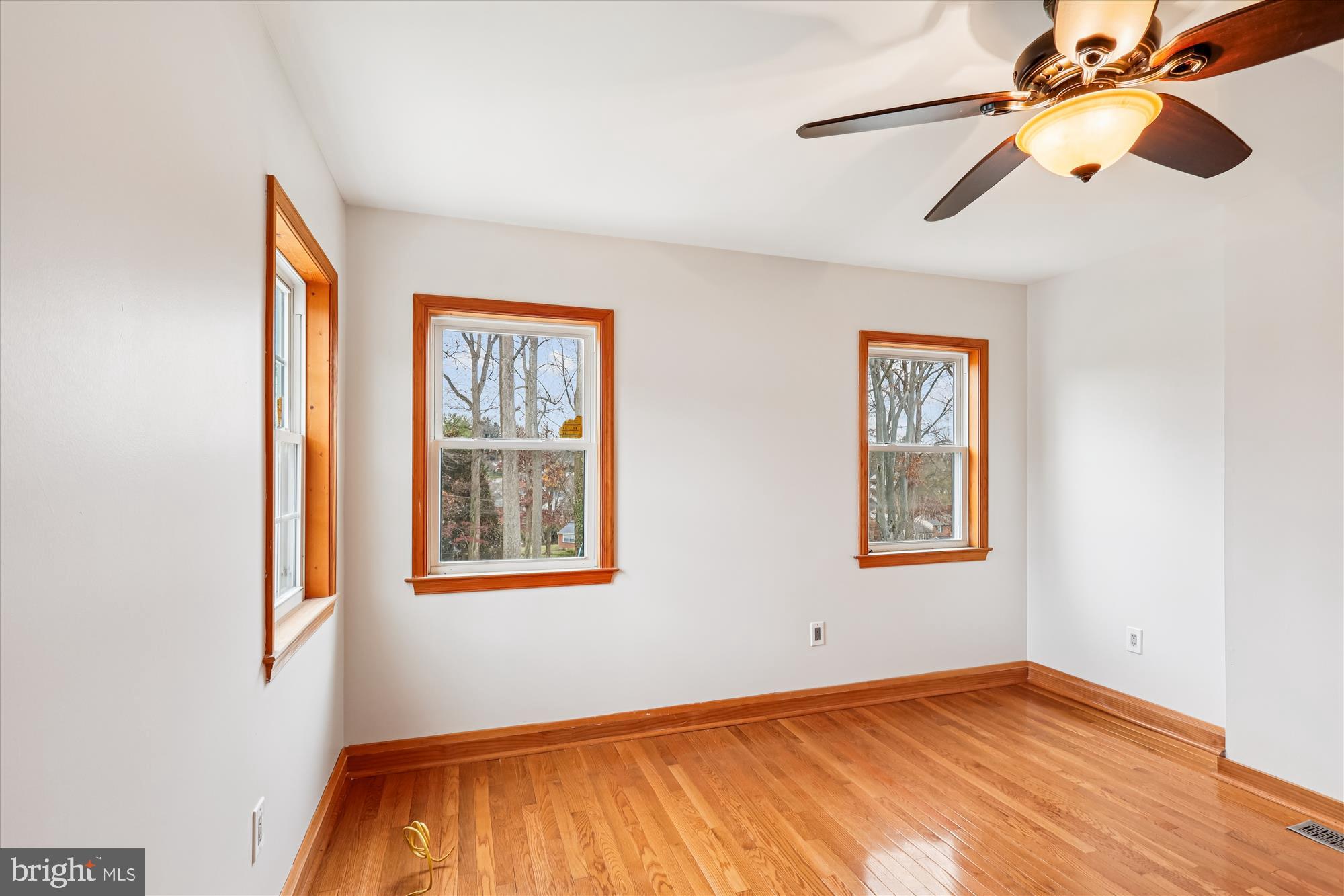 229 Gralan Road Baltimore, MD 21228 - Photo 43 of 89 Bedroom 3