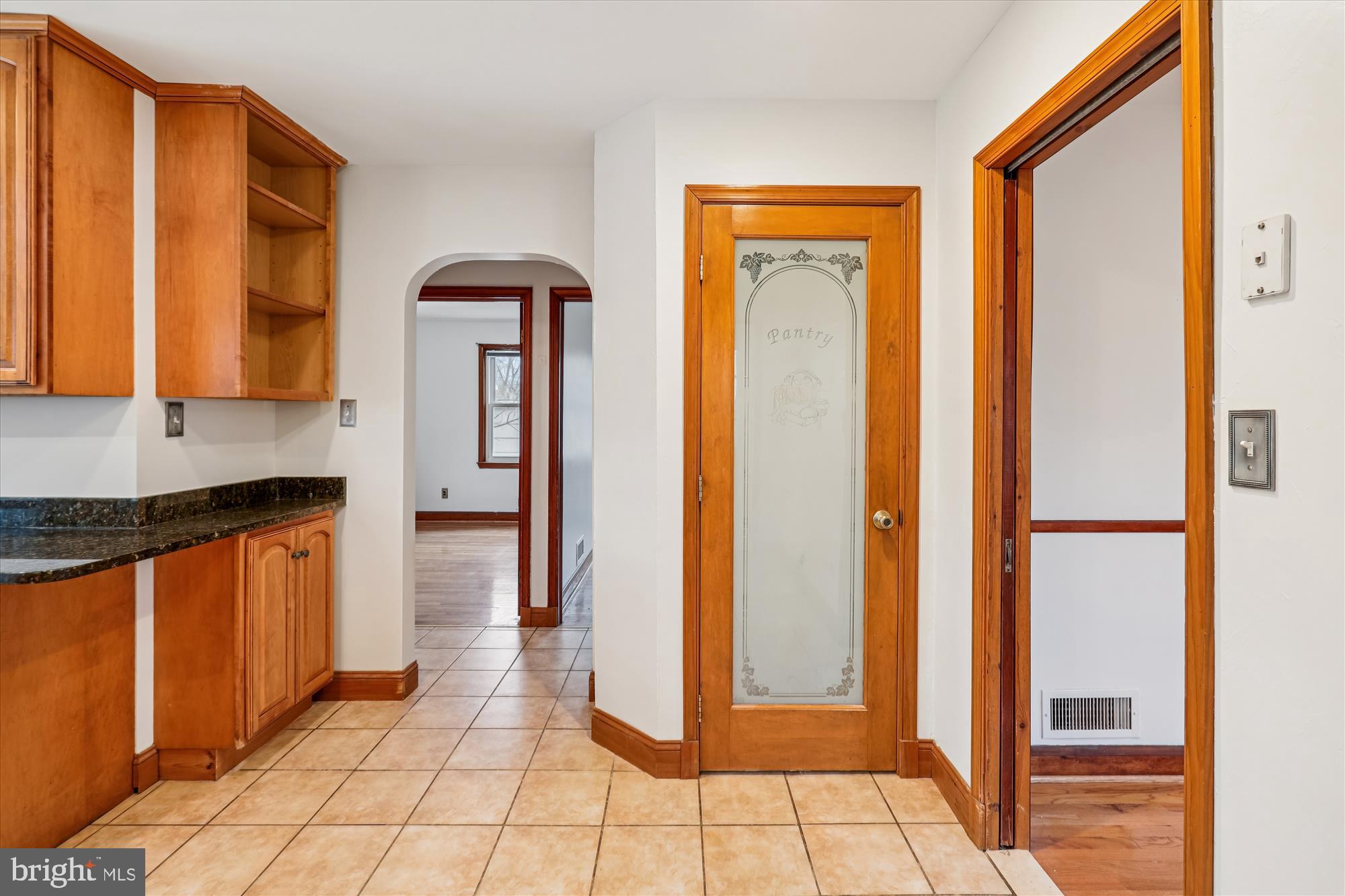 229 Gralan Road Baltimore, MD 21228 - Photo 9 of 89 Kitchen