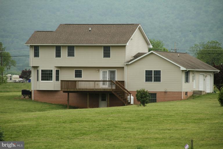 13313 Jimtown Road Thurmont, MD 21788 - Photo 24 of 28 Exterior (Rear)
