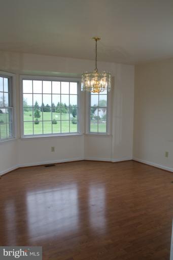 13313 Jimtown Road Thurmont, MD 21788 - Photo 5 of 28 Dining Room