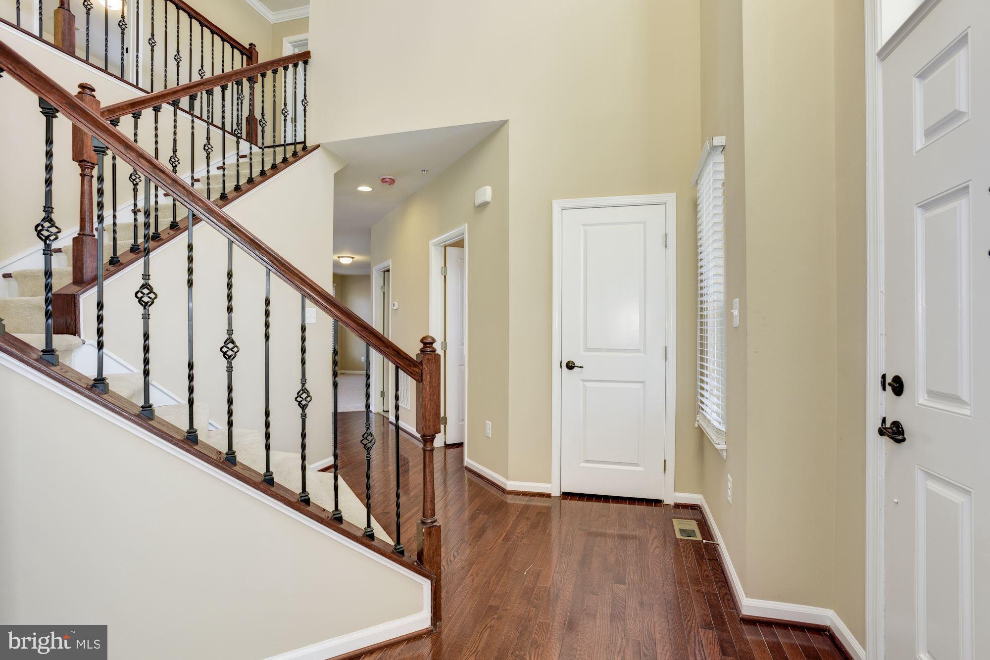 10446 Windlass Run Road Baltimore, MD 21220 - Photo 3 of 48 Foyer
