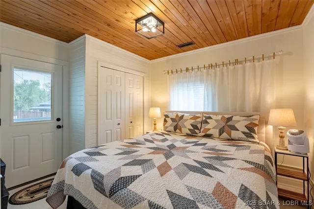 $340,000 | 203 North Lake Street, Linn Creek, MO 65052