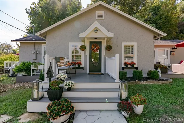 $340,000 | 203 North Lake Street, Linn Creek, MO 65052