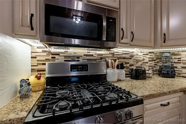 $340,000 | 203 North Lake Street, Linn Creek, MO 65052