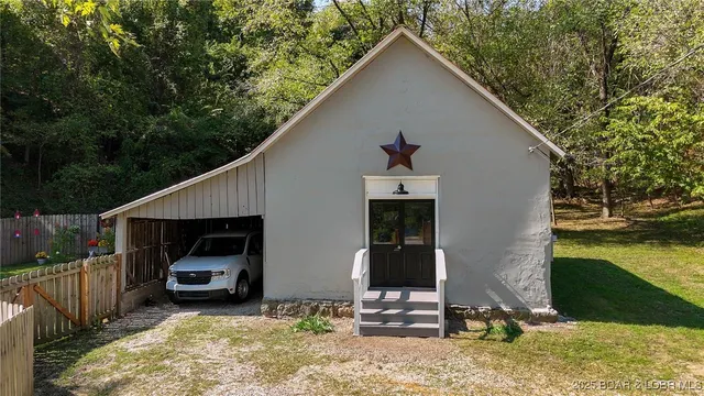 $340,000 | 203 North Lake Street, Linn Creek, MO 65052