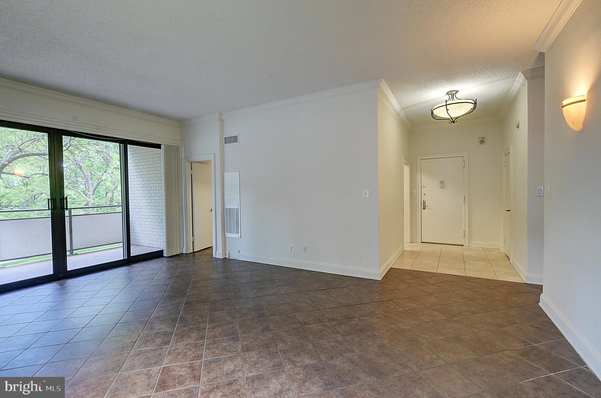 5225 Pooks Hill Road, Unit C28N Bethesda, MD 20814 - Photo 6 of 28 Great Room