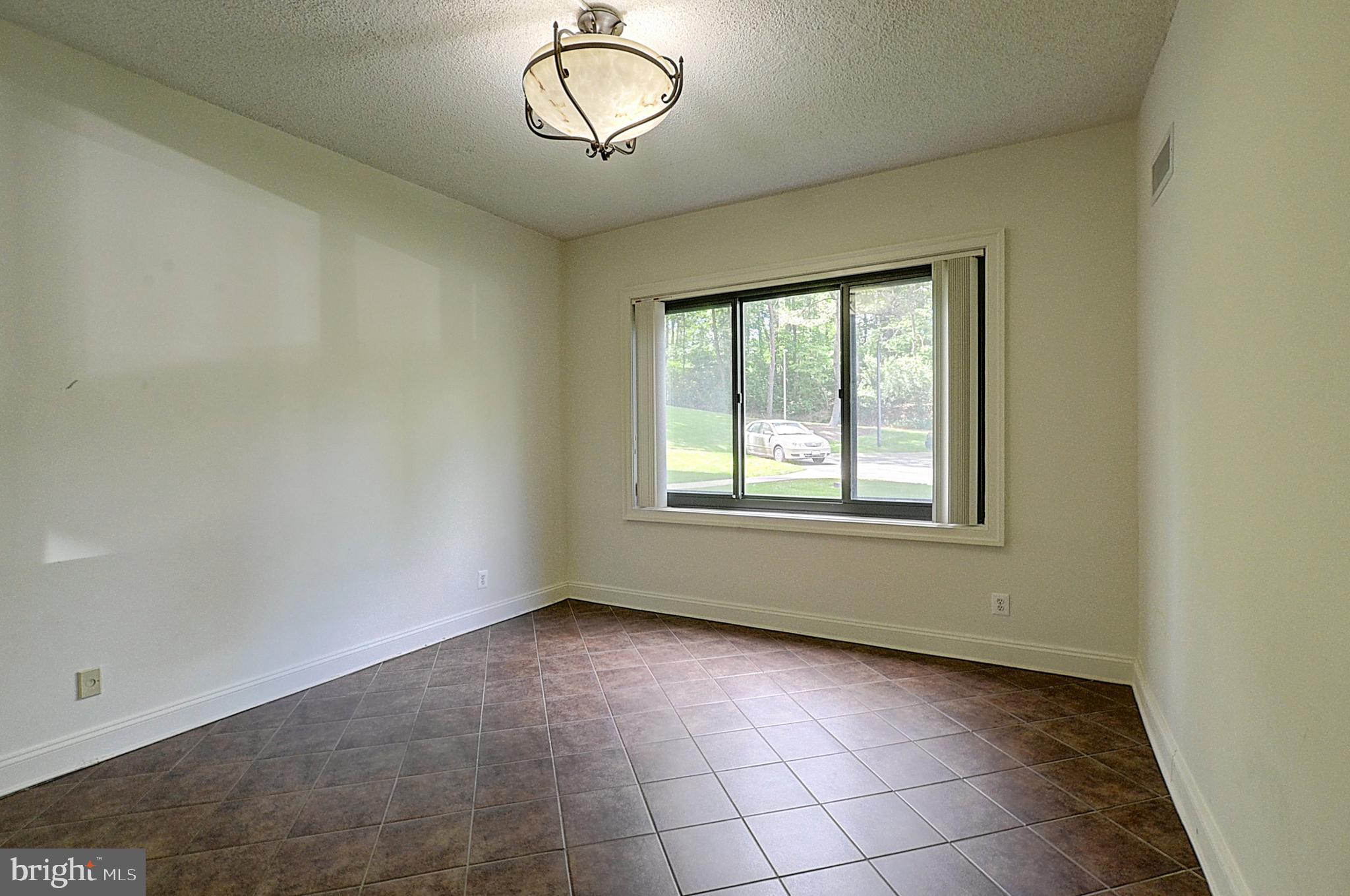 5225 Pooks Hill Road, Unit C28N Bethesda, MD 20814 - Photo 10 of 28 Main Bedroom
