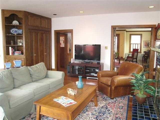 211 South Ardmore Road Columbus, OH 43209 - Photo 6 of 25