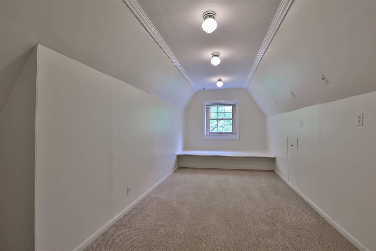 501 Reily Road Wyoming, OH 45215 - Photo 26 of 42