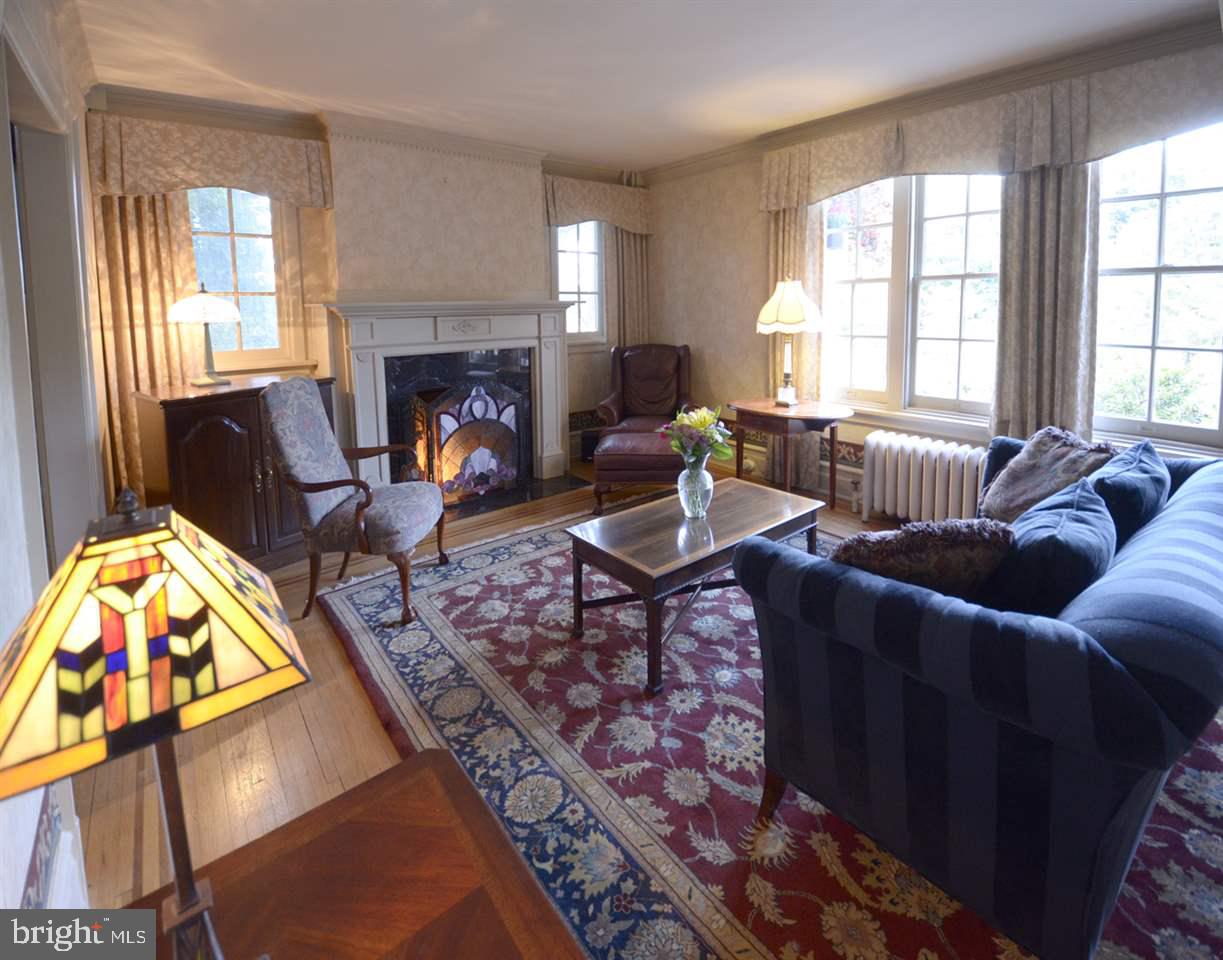 114 Java Avenue Hershey, PA 17033 - Photo 4 of 25 Gallery Image 4