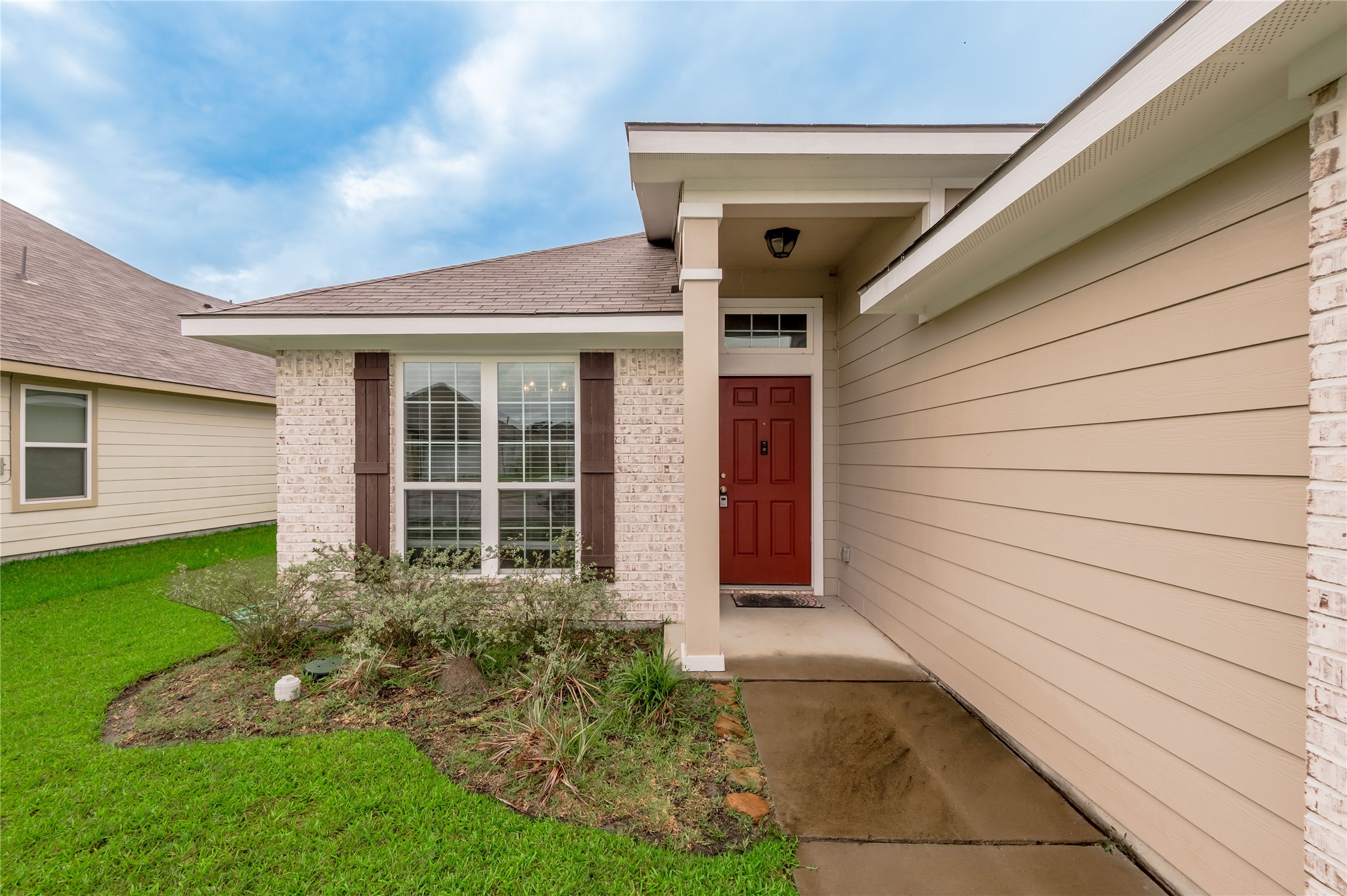 106 Rudder Way Huntsville, TX 77320 - Photo 4 of 31