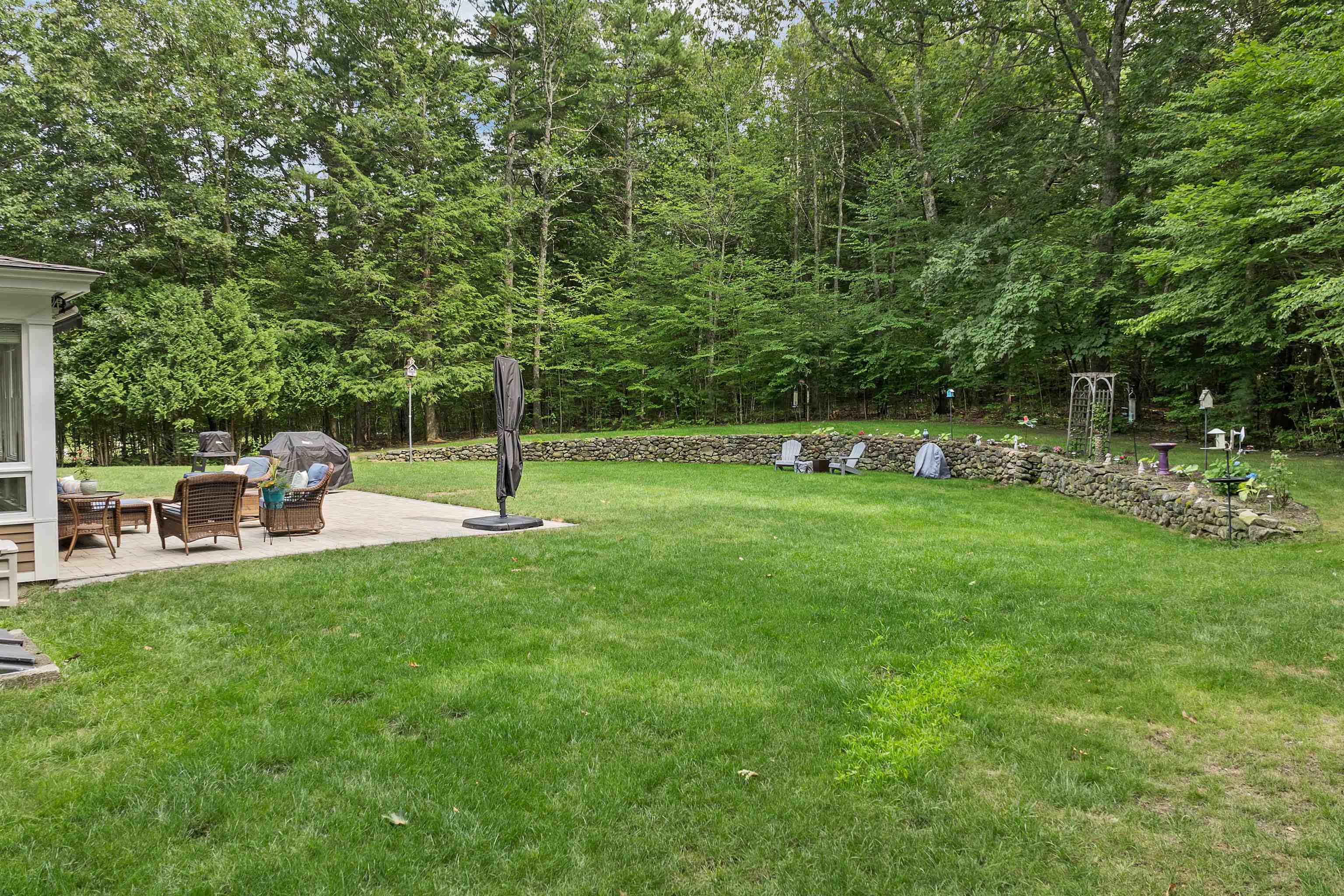 5 Longview Drive Bow, NH 03304 - Photo 18 of 60