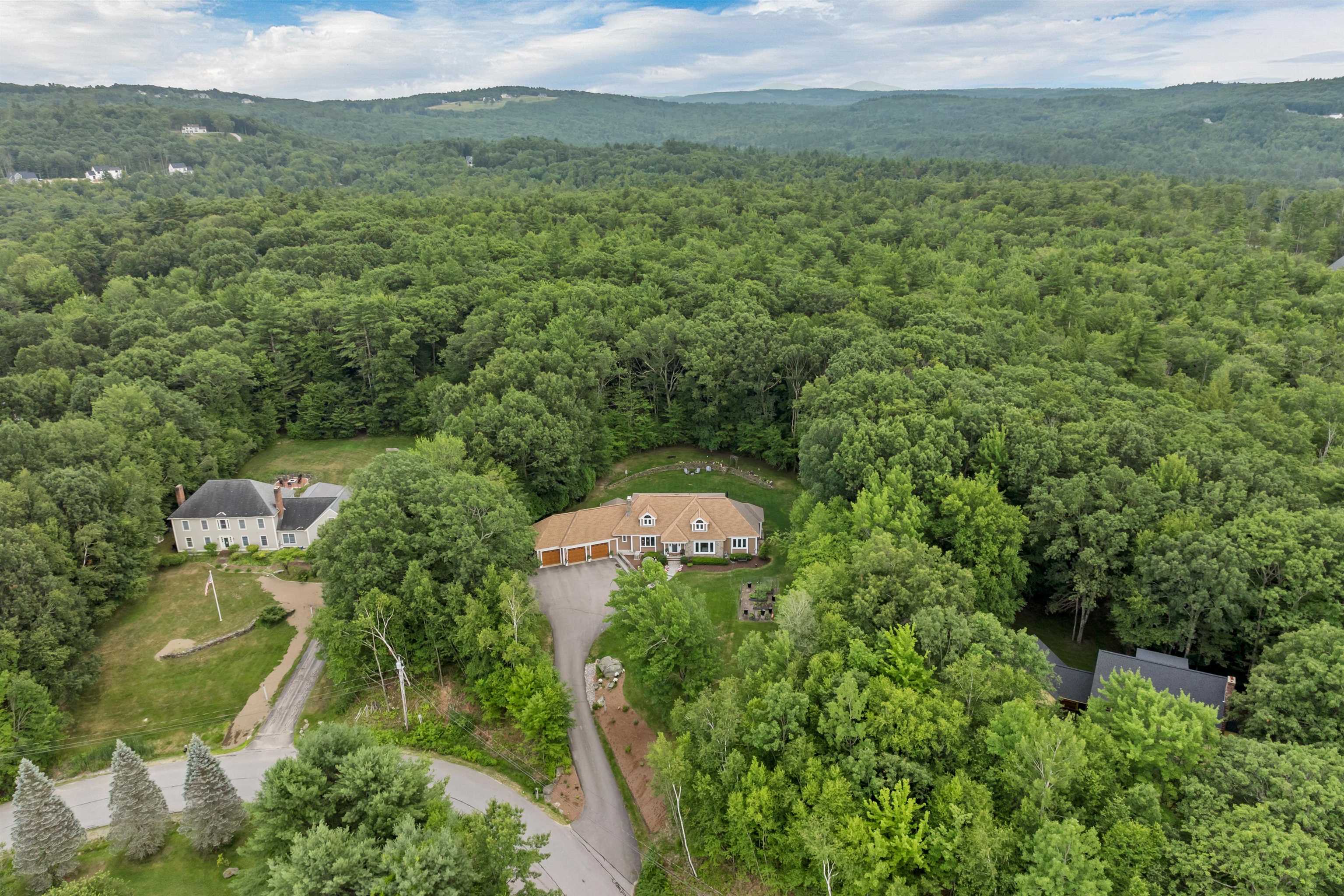 5 Longview Drive Bow, NH 03304 - Photo 19 of 60