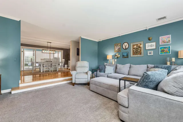 $979,900 | 5 Longview Drive, Bow, NH 03304