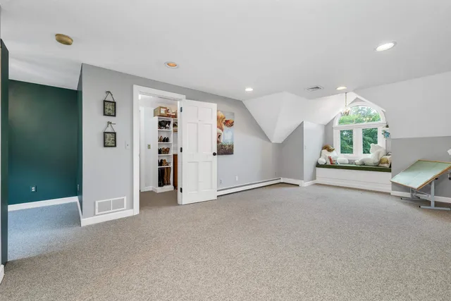 $979,900 | 5 Longview Drive, Bow, NH 03304