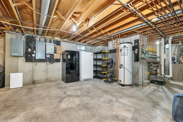 $979,900 | 5 Longview Drive, Bow, NH 03304