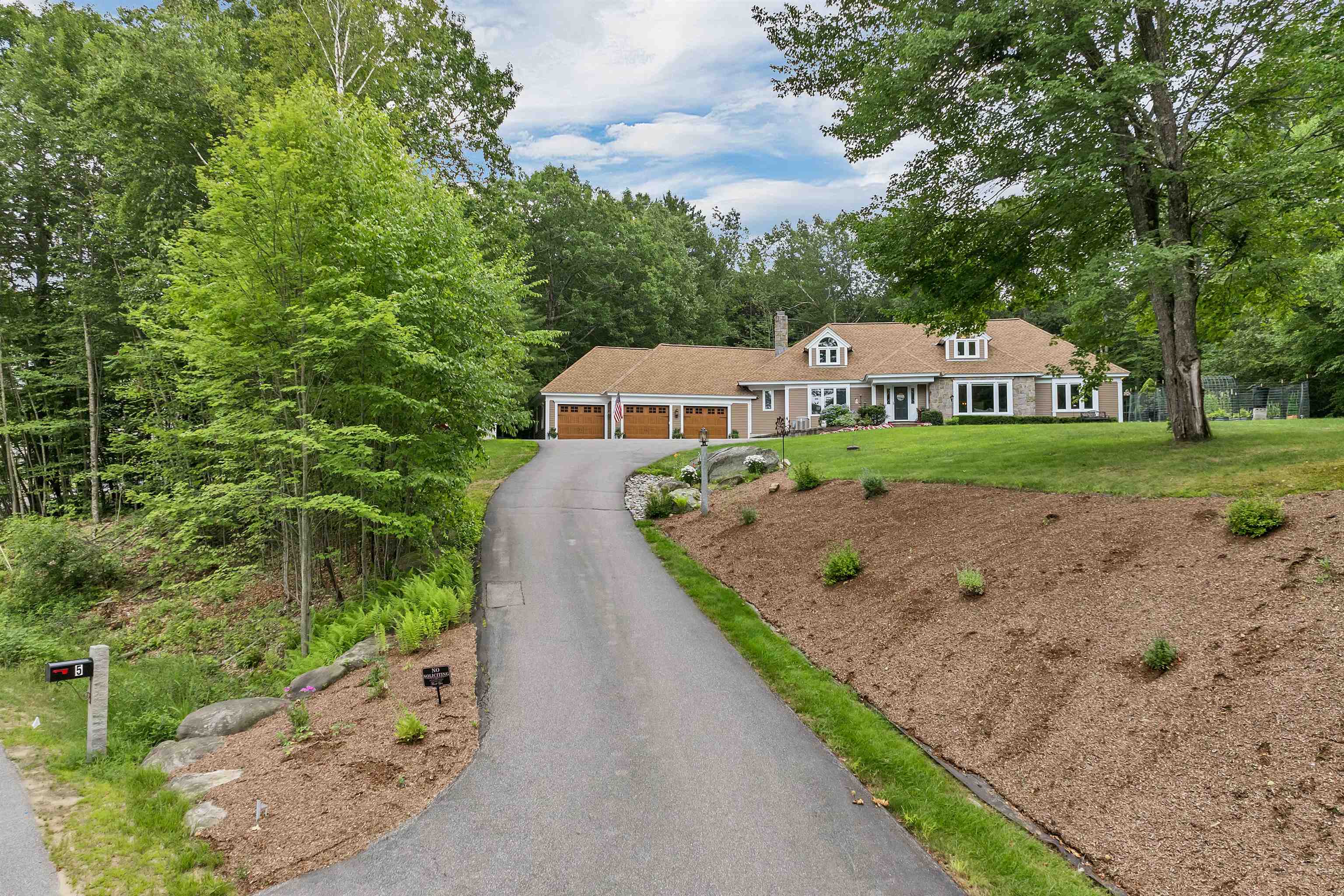 5 Longview Drive Bow, NH 03304 - Photo 6 of 60