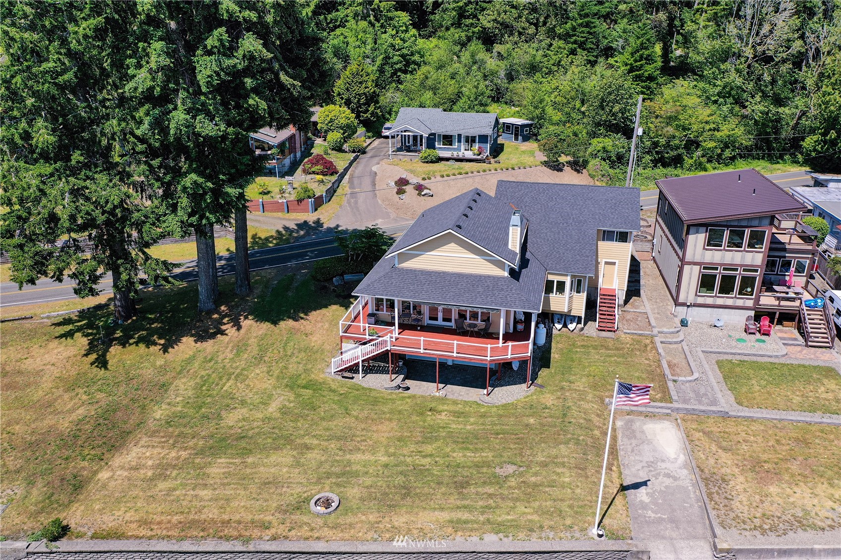 7611 Northeast North Shore Road Belfair, WA 98528 - Photo 3 of 40