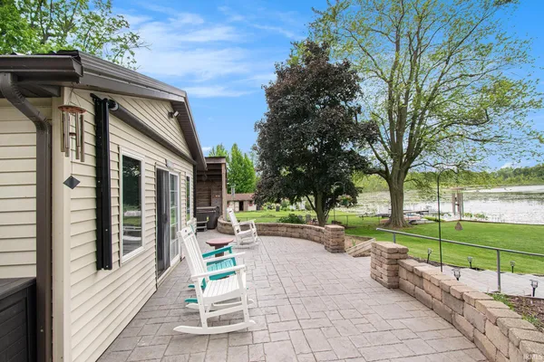 $349,900 | 13495 North Hillside Drive, Syracuse, IN 46567