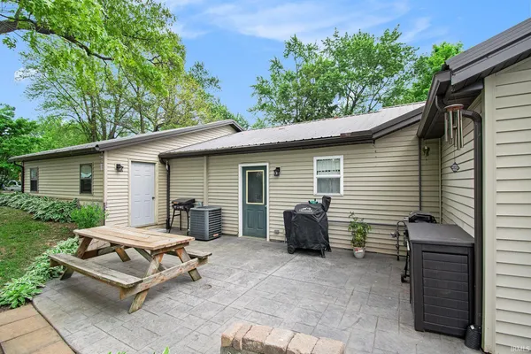 $349,900 | 13495 North Hillside Drive, Syracuse, IN 46567