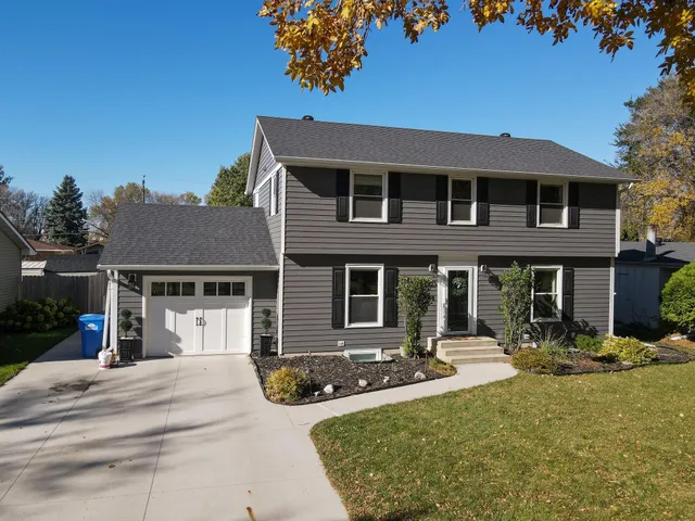 $499,900 | 2825 11th Street South, Fargo, ND 58103