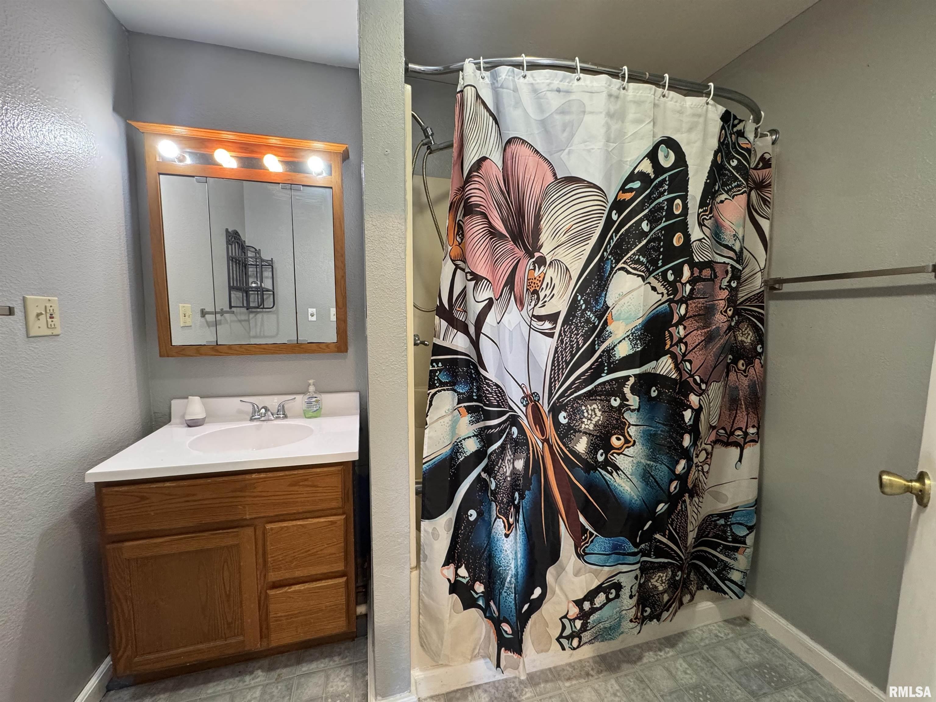 111 Radisson Road Marquette Heights, IL 61554 - Photo 14 of 21 Gallery Image 14