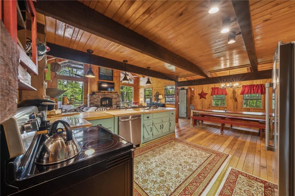 412 Stahl Road Somerset, PA 15501 - Photo 7 of 40 Gallery Image 7