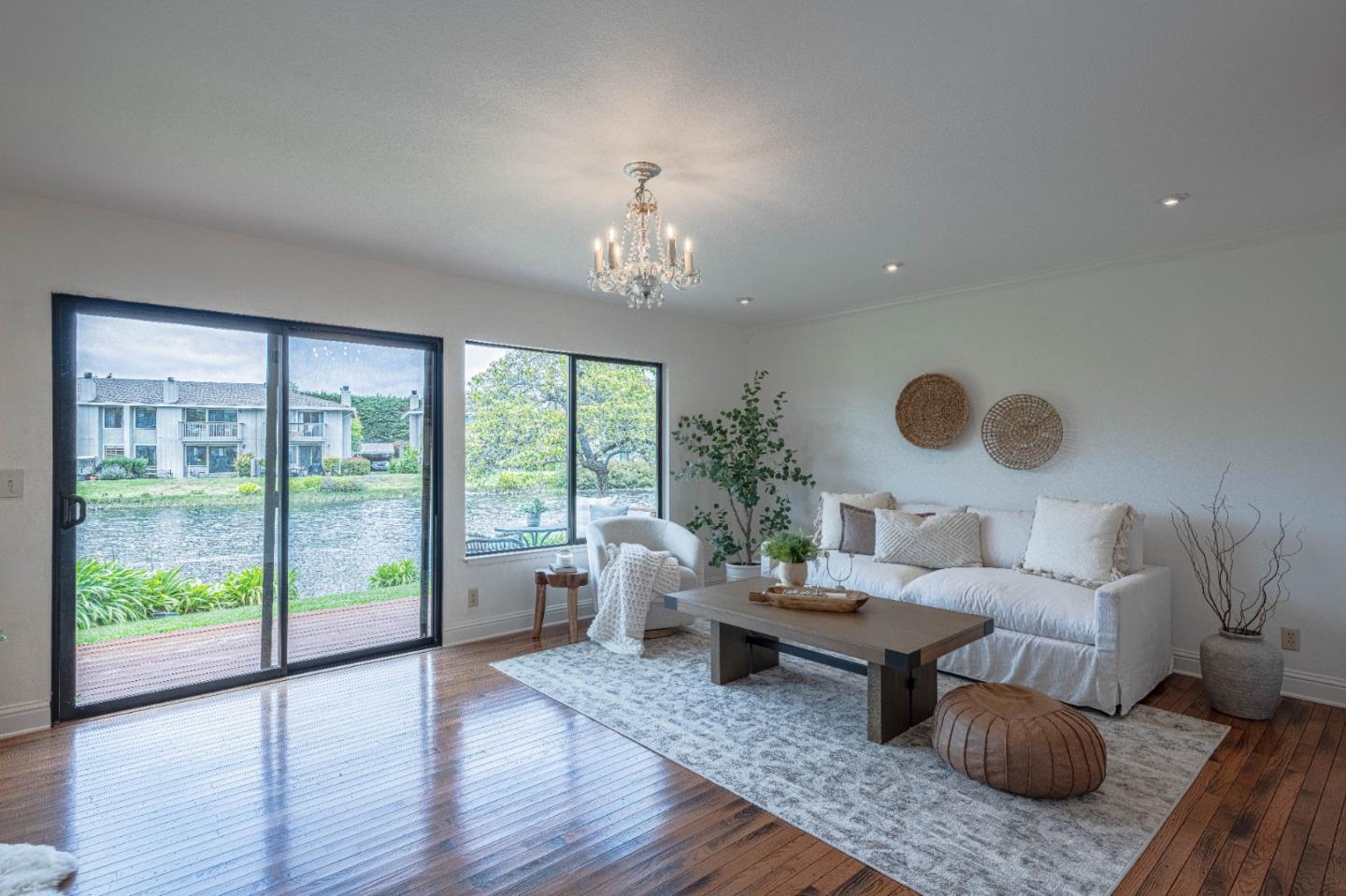 3850 Rio Road, Unit 44 Carmel, CA 93923 - Photo 8 of 46 Gallery Image 8