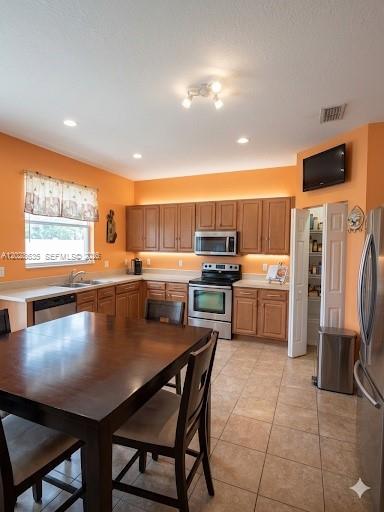 342 Star Shell Drive Apollo Beach, FL 33572 - Photo 2 of 24