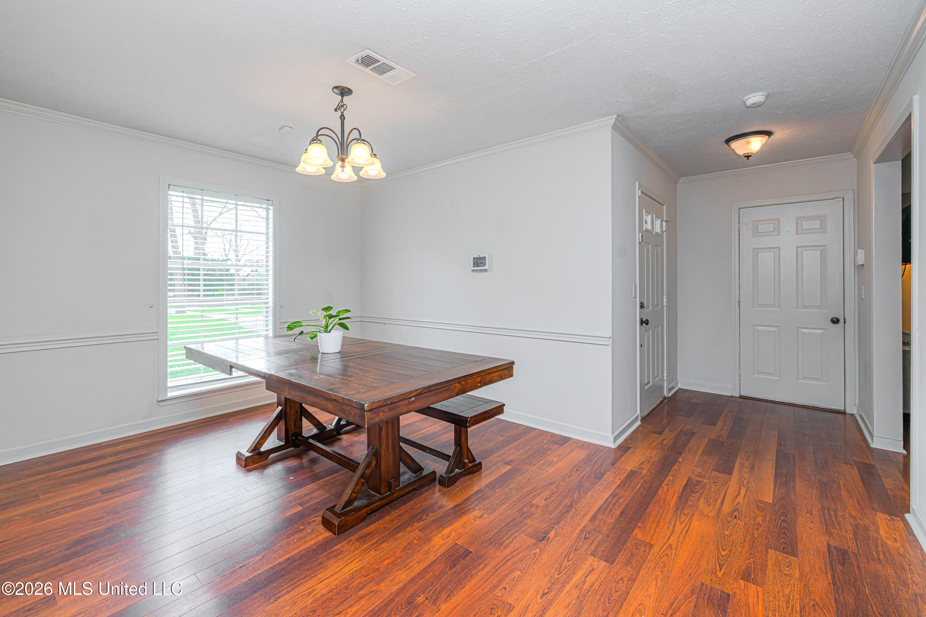 176 Green Forest Drive Clinton, MS 39056 - Photo 6 of 45 1R4A5785