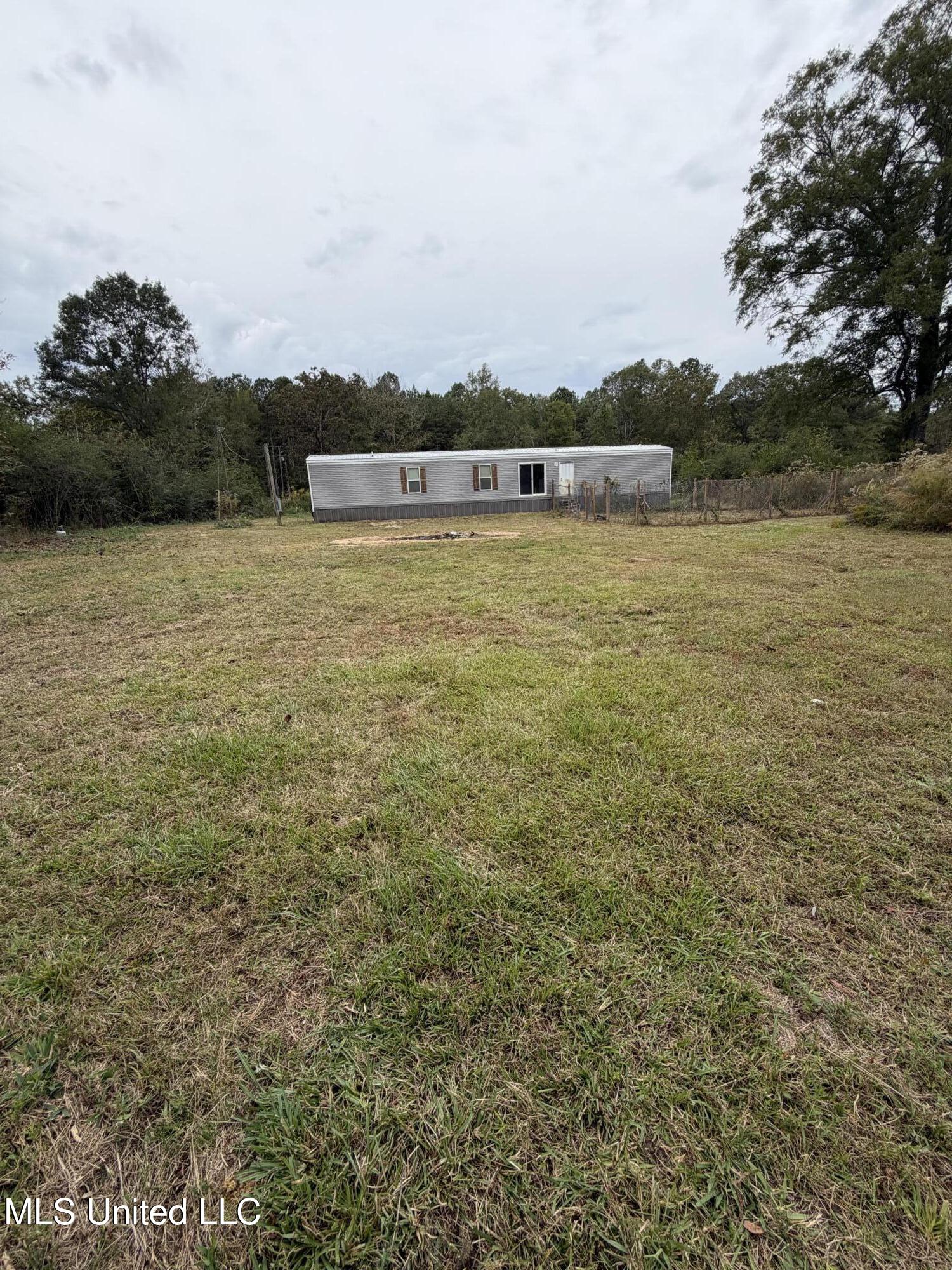 3237 Blossom Hill Road Morton, MS 39117 - Photo 2 of 8 IMG_7292
