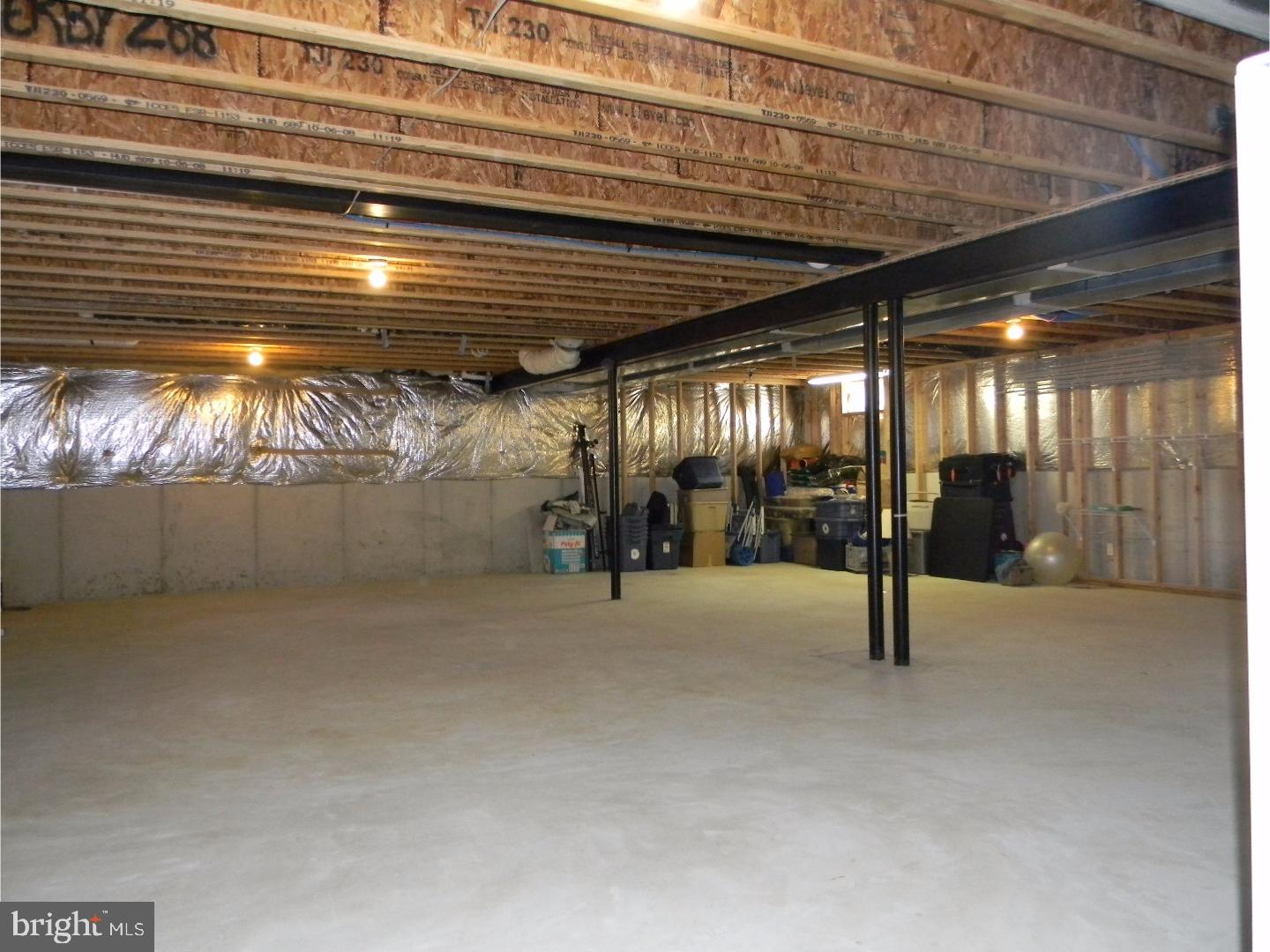 8 Hylton Road Swedesboro, NJ 08085 - Photo 17 of 24 Gallery Image 17