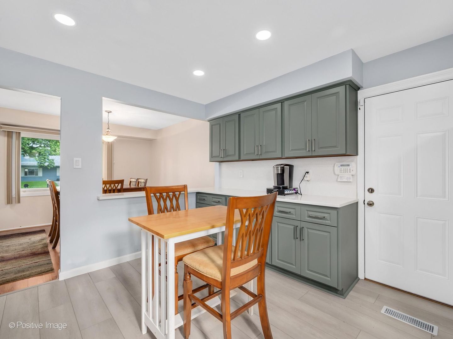 531 Redwood Road Bolingbrook, IL 60440 - Photo 6 of 22