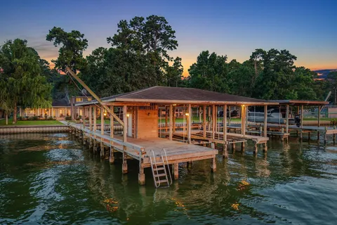 $899,000 | 40 Pebble Beach Circle, Coldspring, TX 77331