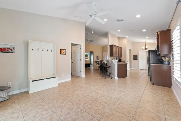 $435,000 | 8156 Westfield Circle, Vero Beach, FL 32966