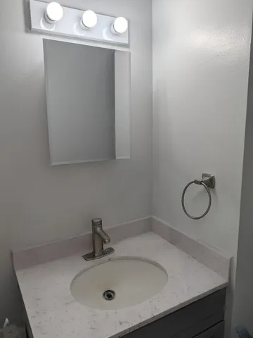 $450,000 | 33 Buttercup Lane, Antrim, NH 03440