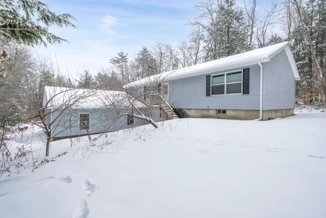 $450,000 | 33 Buttercup Lane, Antrim, NH 03440