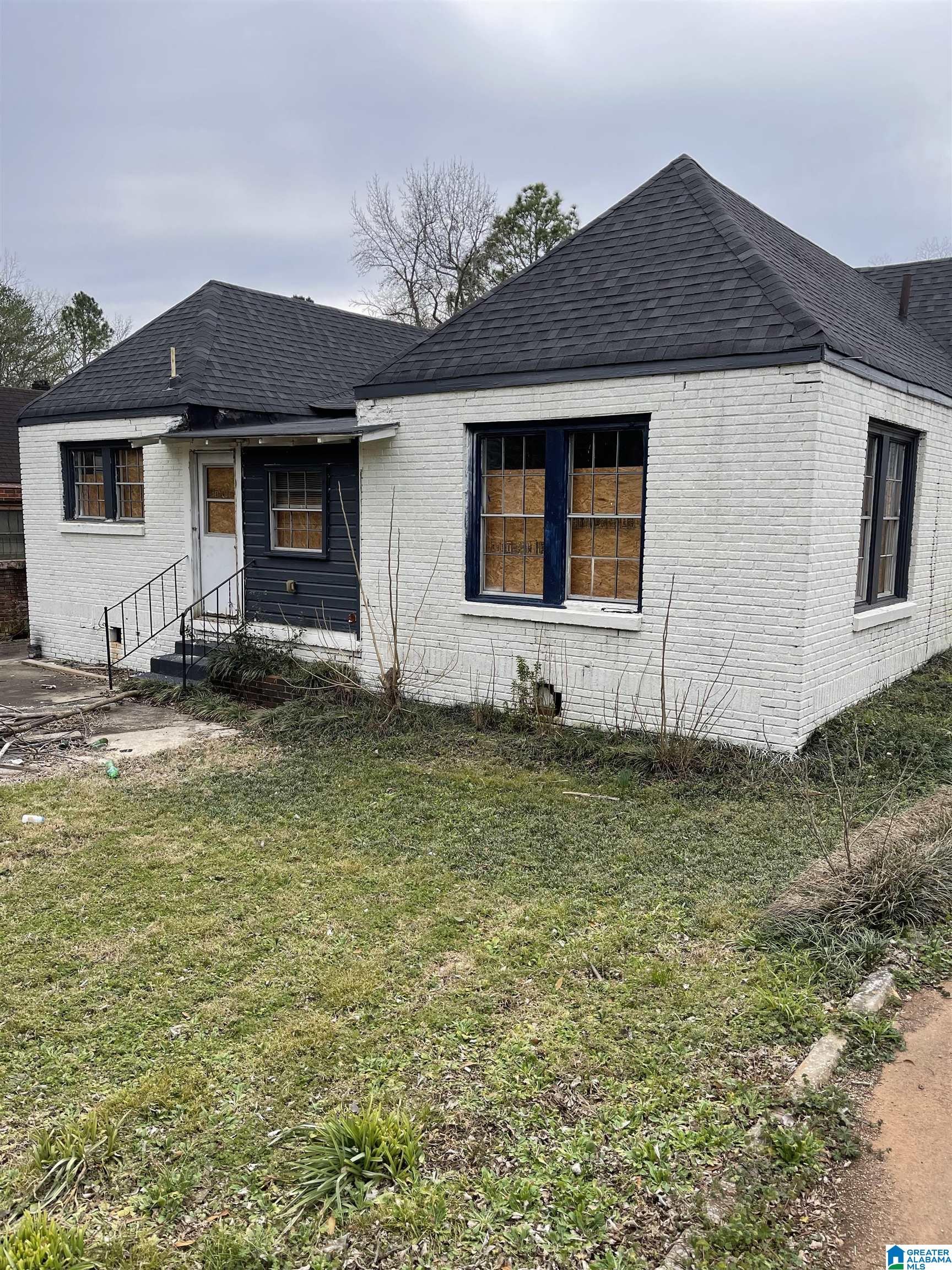 1413 19th Street Southwest Birmingham, AL 35211 - Photo 2 of 15